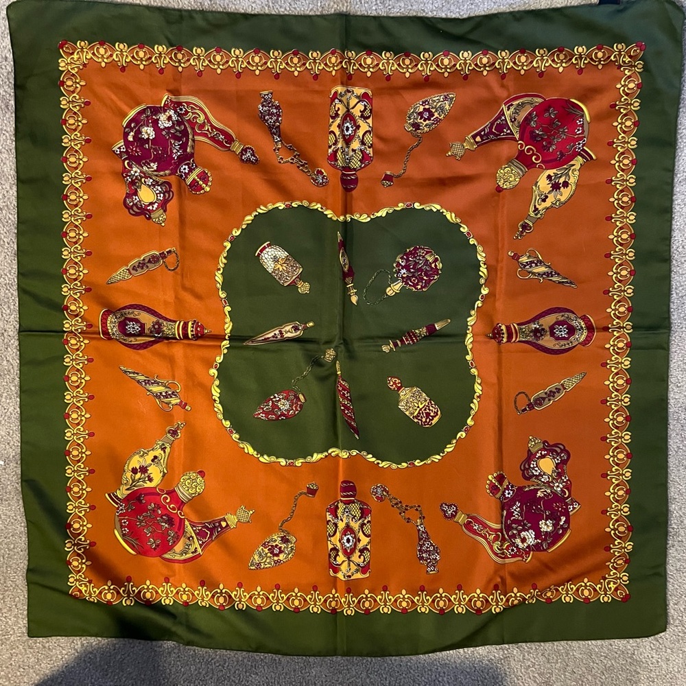 Tie Rack printed scarf.